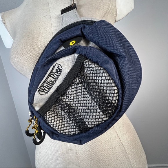 White River Gray and Navy Crossbody Bag - Picture 3 of 5